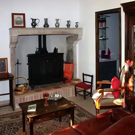 Au Relais De Nèche. Begues