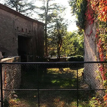 Au Relais De Neche. Bed and breakfast