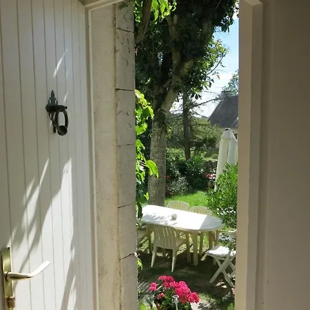 Au Relais De Nèche. Couette-café *
